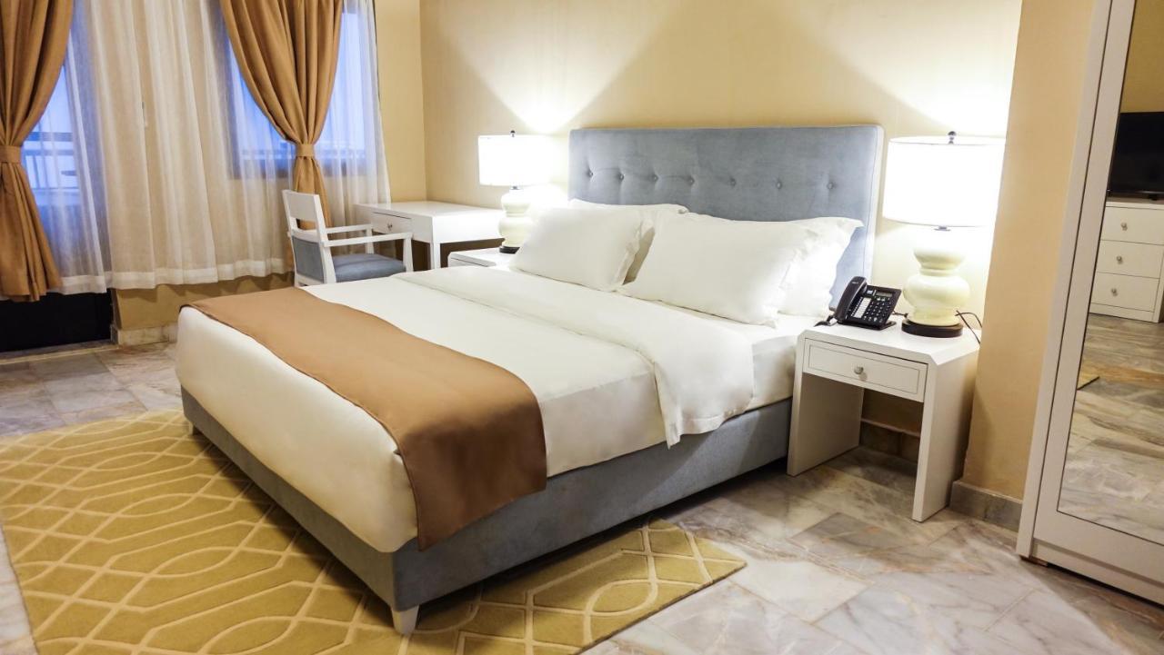 Sunset Inn Монровия Экстерьер фото